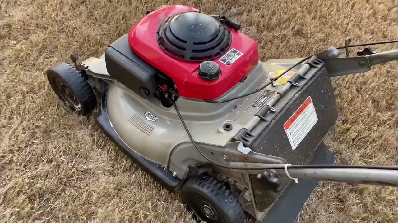 Cold start on the 1995 Honda HRM215 push mower YouTube