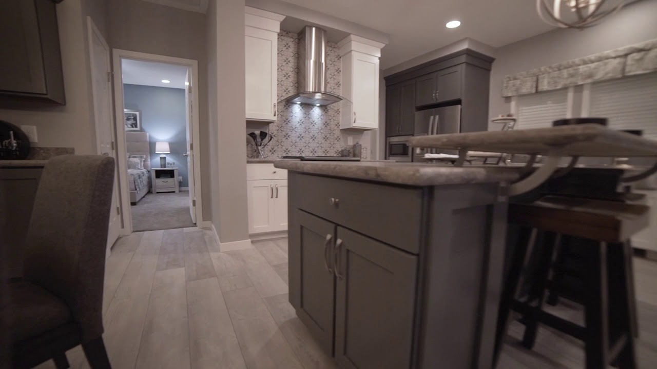 Commodore Homes of Indiana LandMark Grand 2.1 2LM2105R YouTube