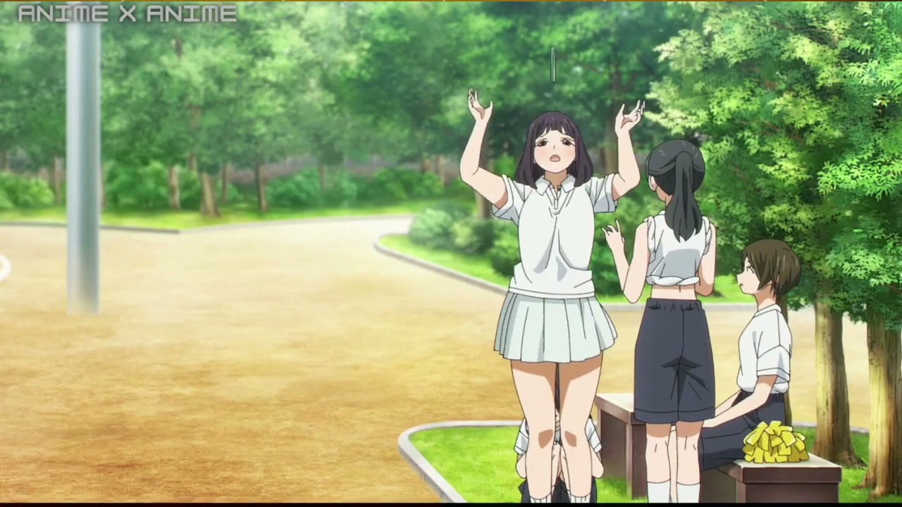 komichi found the best pillow 😏/ Akebi's sailor uniform