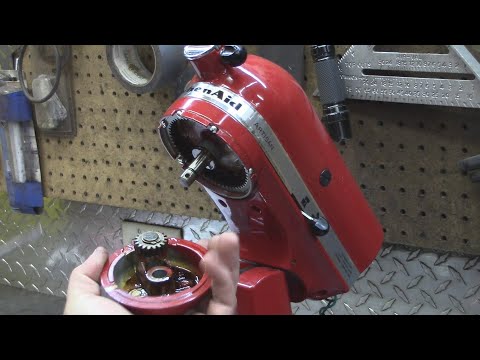 Fix a KitchenAid Stand Mixer Grease/Oil Leak in mere minutes 