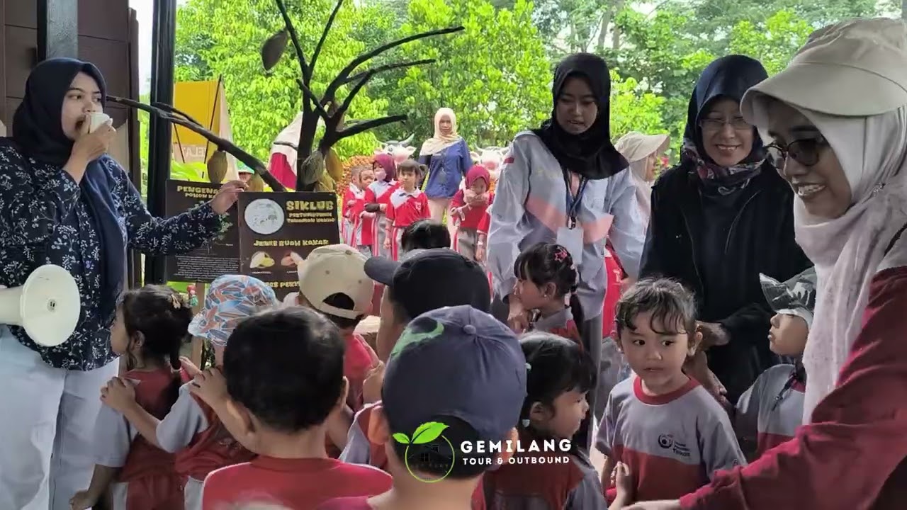 KB TK Telkom Pasuruan with Gemilang Tour and Outbound Goes To Batu Love Garden 