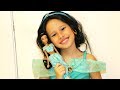 Valentina Pontes se transformando na Princesa Jasmine ♥ Play with royal princess dresses