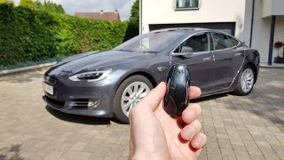 Evhire kindly gave my the keys to their new tesla model s p100d with
ludicrous mode so i could shoot an exterior and interior in-depth
tour! * weight i...