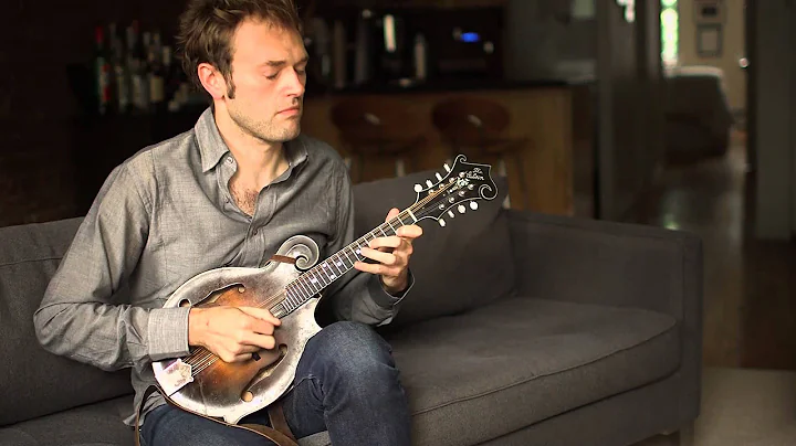 Chris Thile - Bach: Sonata No. 1 in G Minor, BWV 1...