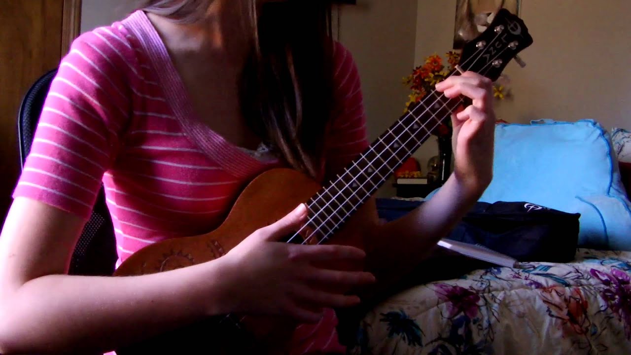 How to play "Bubbly" on Ukulele YouTube
