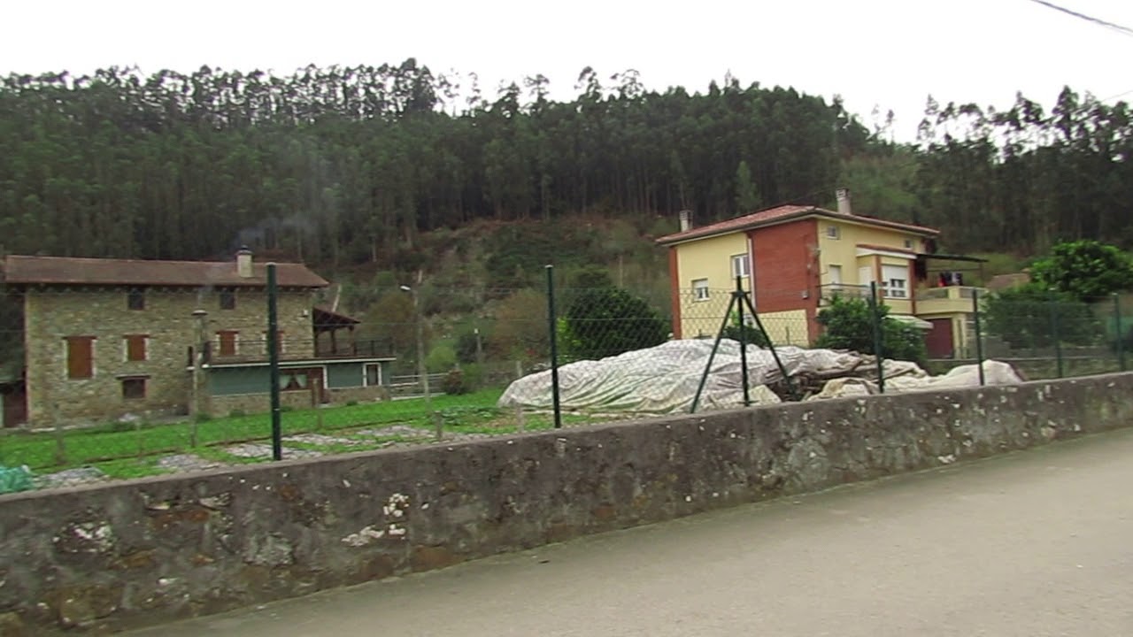 BERNALES - Ampuero ( Cantabria ) España . WDB .  20 11 2018   MVI 1001