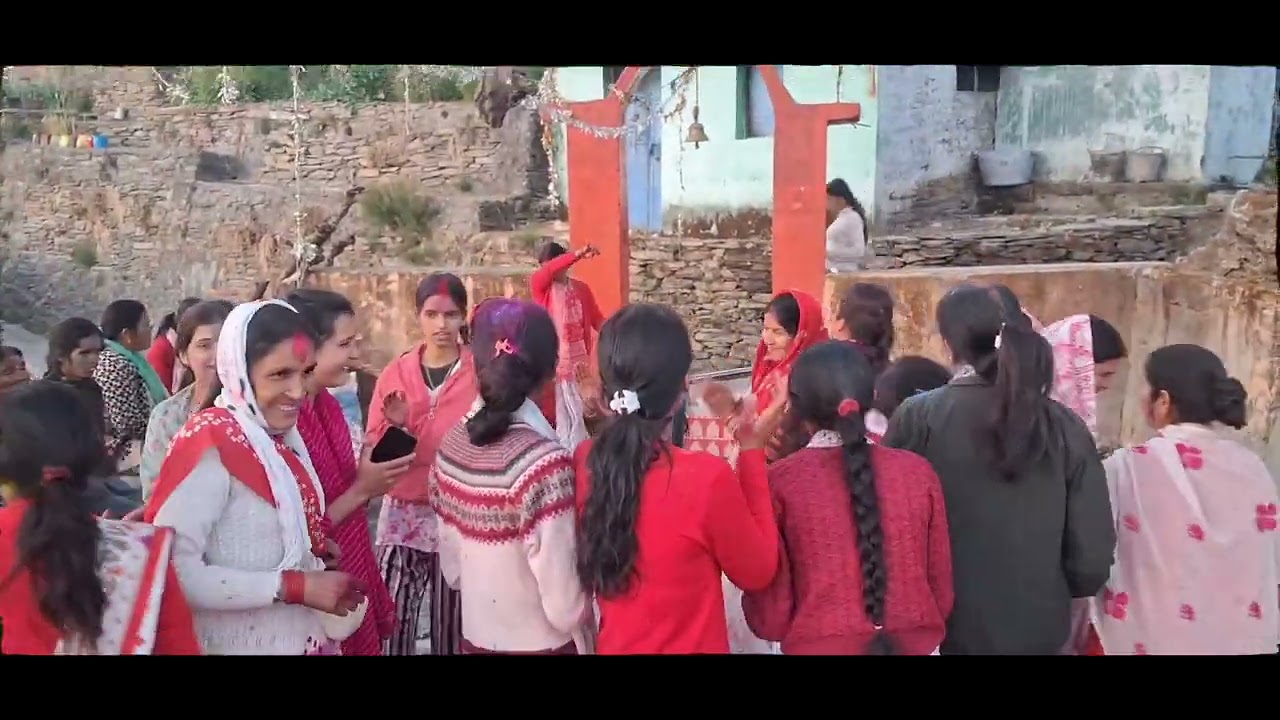 कुमाऊंनी संस्कृति....🫠☺️#pahadi #uttarakhand #kumaoni #Alomora #sah2.42 