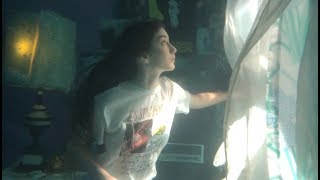 The Making Of: Weyes Blood&#39;s Underwater &#39;Titanic Rising&#39; Album Cover