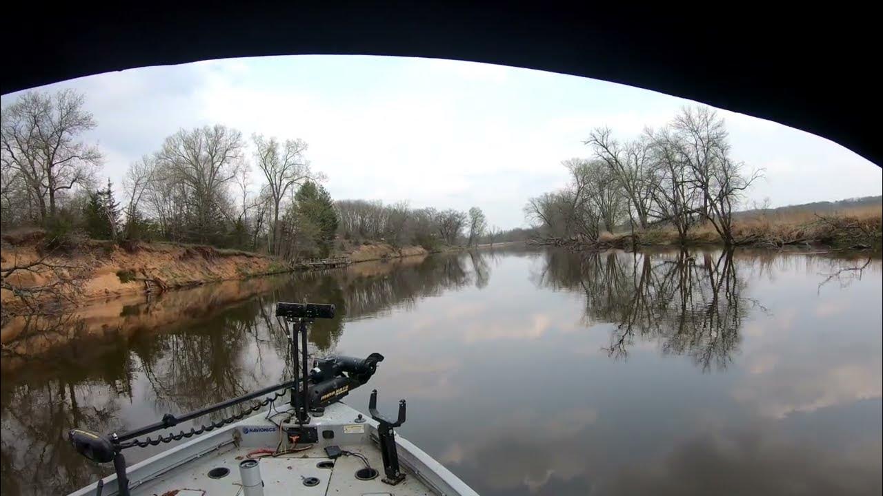 Lake Puckaway / Upper Fox River Scouting Green Lake Co. Wisconsin May