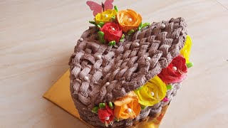 Basket Cake | Cake Basket | How to do flowers basket icing for beginners | Cake decoration idea
