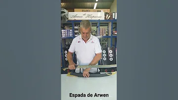 ¿Qué está escrito en la espada de Arwen?