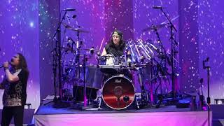 Mike Mangini Knows How To End A Song