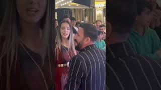 Sahnede Elektri̇k Gi̇di̇nce Baran Beri̇van 😂😂