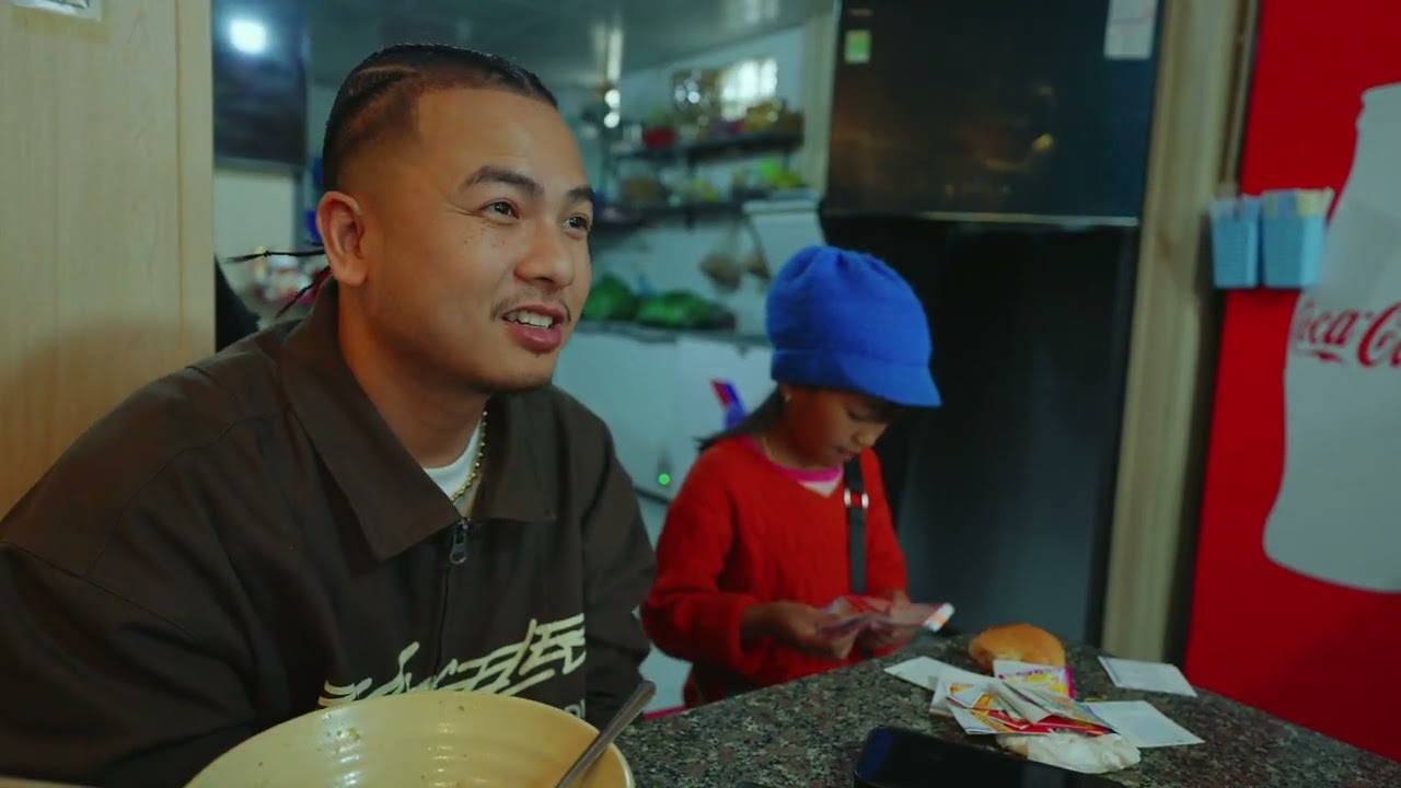 Da Lat trip with homies | Potter Làm từ thiện cho bé gái 9 tuổi bán vé số | GBTVN EP.4