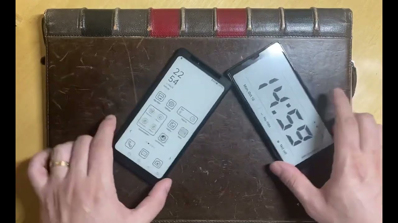 eReader] Unboxing do Hisense A9 Smartphone de e-ink - YouTube