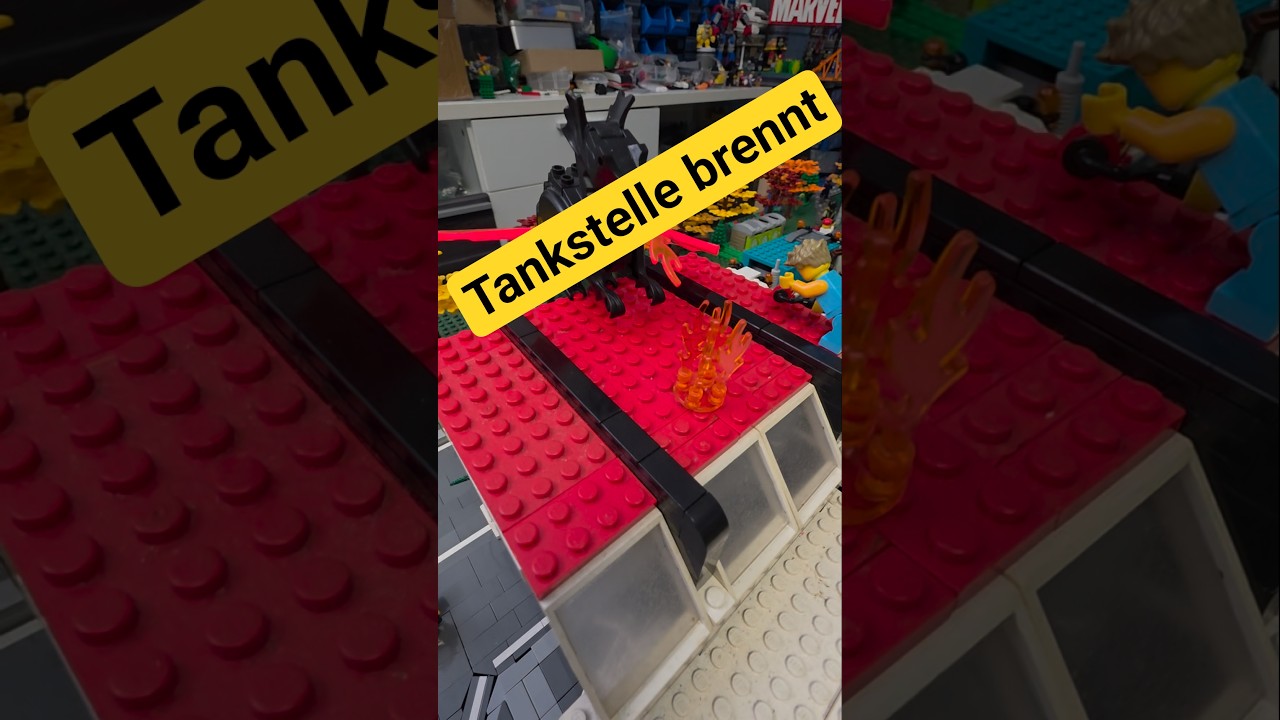 Художник рисует: Автозаправка горит