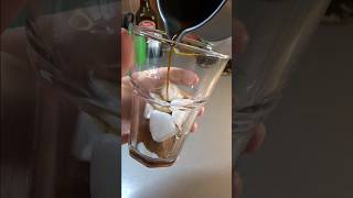 Освежающий коктейль | Бамбл - кофе☕ #bartender #cocktail #drink