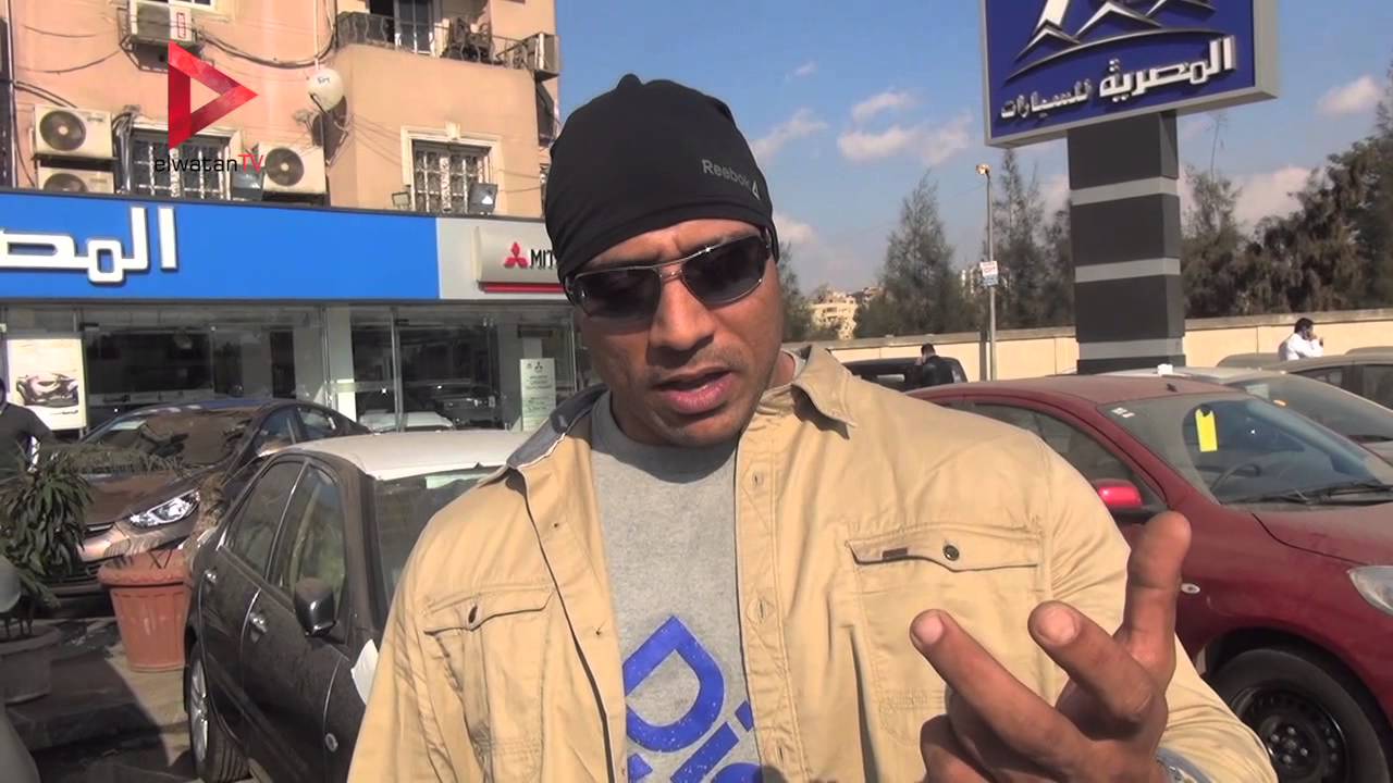 المصرية للسيارات تهدي بطل العالم في كمال الأجسام سيارة بعد أن باع سيارته من أجل البطولة