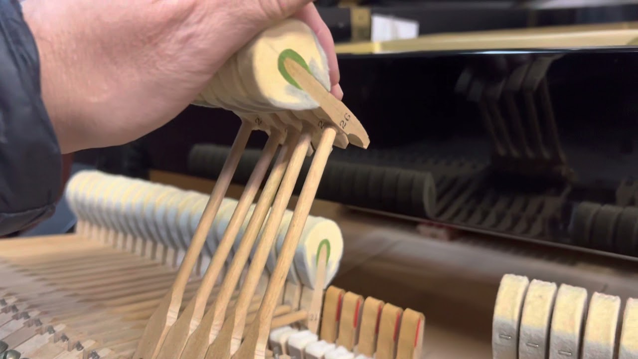G3Eの内部の状態（未整備） ヤマハグランドピアノ ぴあの屋ドットコム
