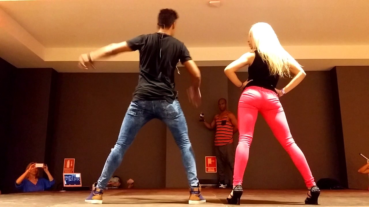 Gaby y  Estefi [stage salsa mix] @ Madrid Salsa Festival 2016