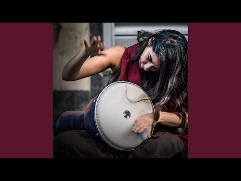 هر که را دیدم در این عالم گرفتار غم است یک دل بی غم