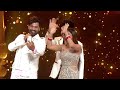 Shabir ahluwalia calls sriti jha as he attends the award function without her for first time