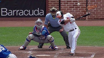 TOR@BAL: Hardy brings home Davis with a single