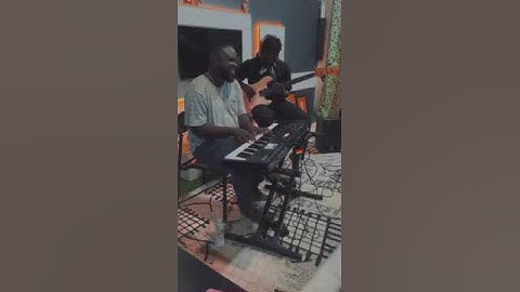 James mireku on keys😎