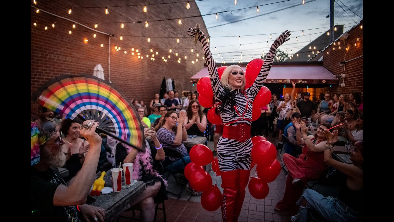 99 Red Balloons - Leah Fantasy