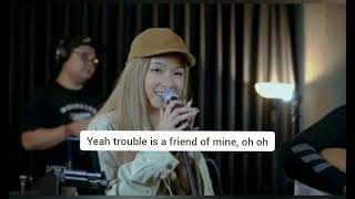 Trouble is a Friend ~ Lagu Lenka ~ Sallsa Bintan ft 3 Pemuda berbahaya