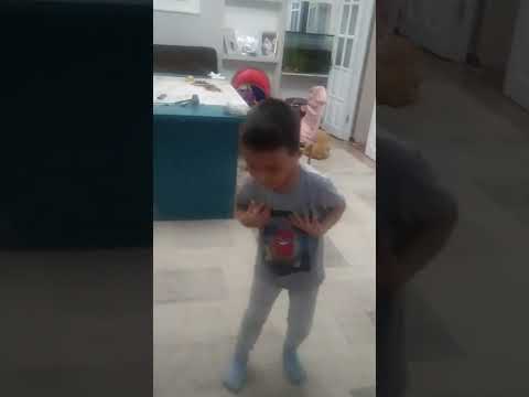 Танец под песню
