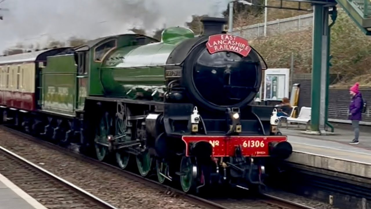 Engine 61306 61306 Mayflower Steam Engine through Hartford with whistle. Plus 37 and ...