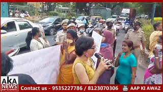 Hijab Issue Womens Protest Against Govt Walk Together For Dignity And Plurality Aap Ki Awaaz