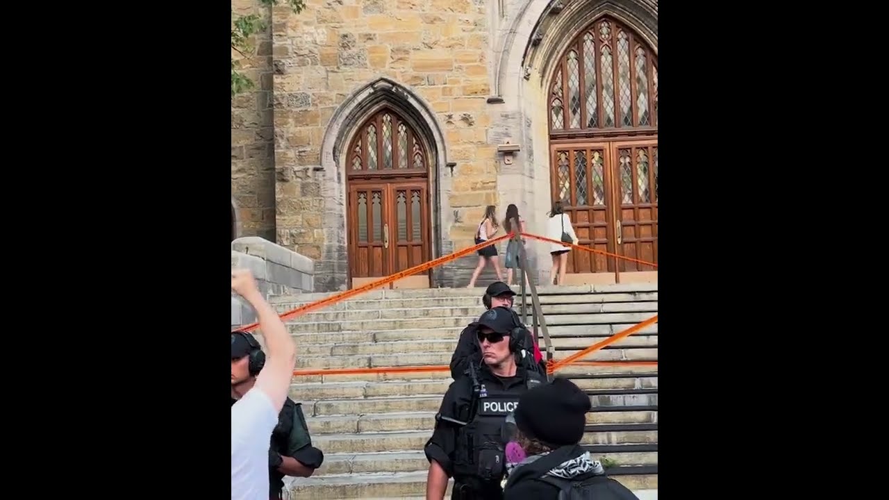 ANTIFA HECKLES PEOPLE ATTENDING SEAN FEUCHT CONCERT