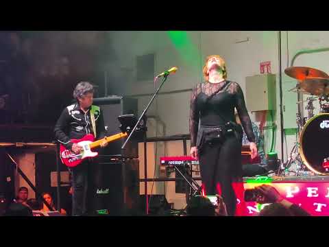 Sixpence None The Richer - A million parachutes - Monterrey NL, México
