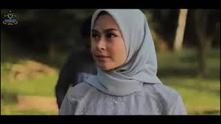 Tiya nur amaliya cincin permata biru