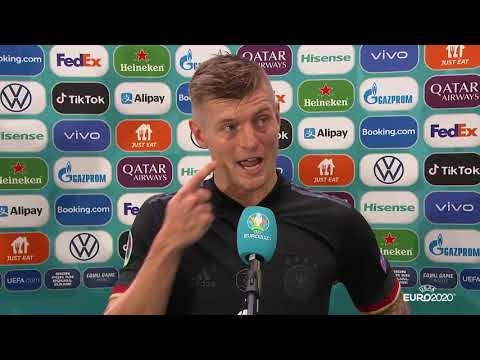 Toni Kroos reagiert ratlos im Interview auf brutale Pleite im Achtelfinale | England 2:0 Deutschland