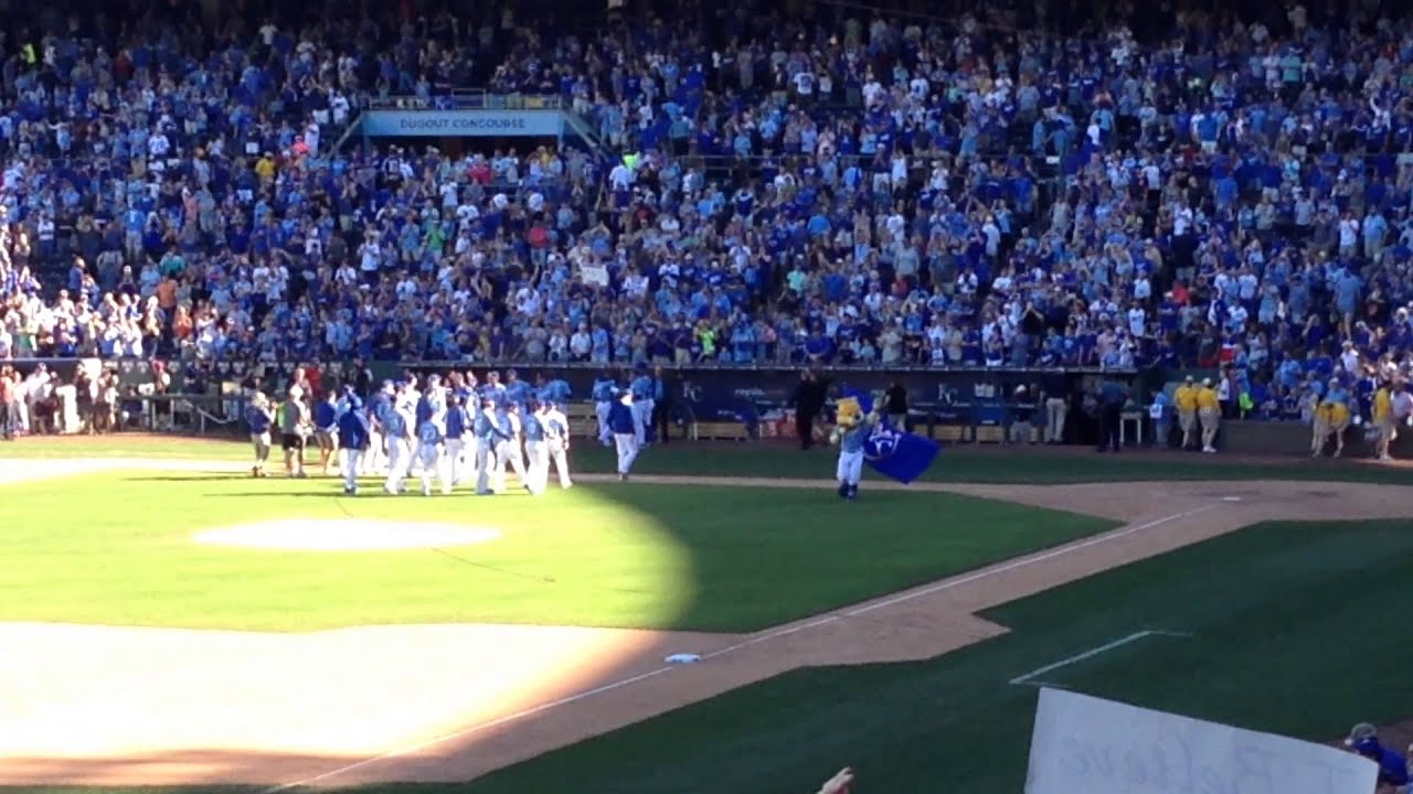 Final Kansas City (KC) Royals home game, vs Detroit Tigers. Final out