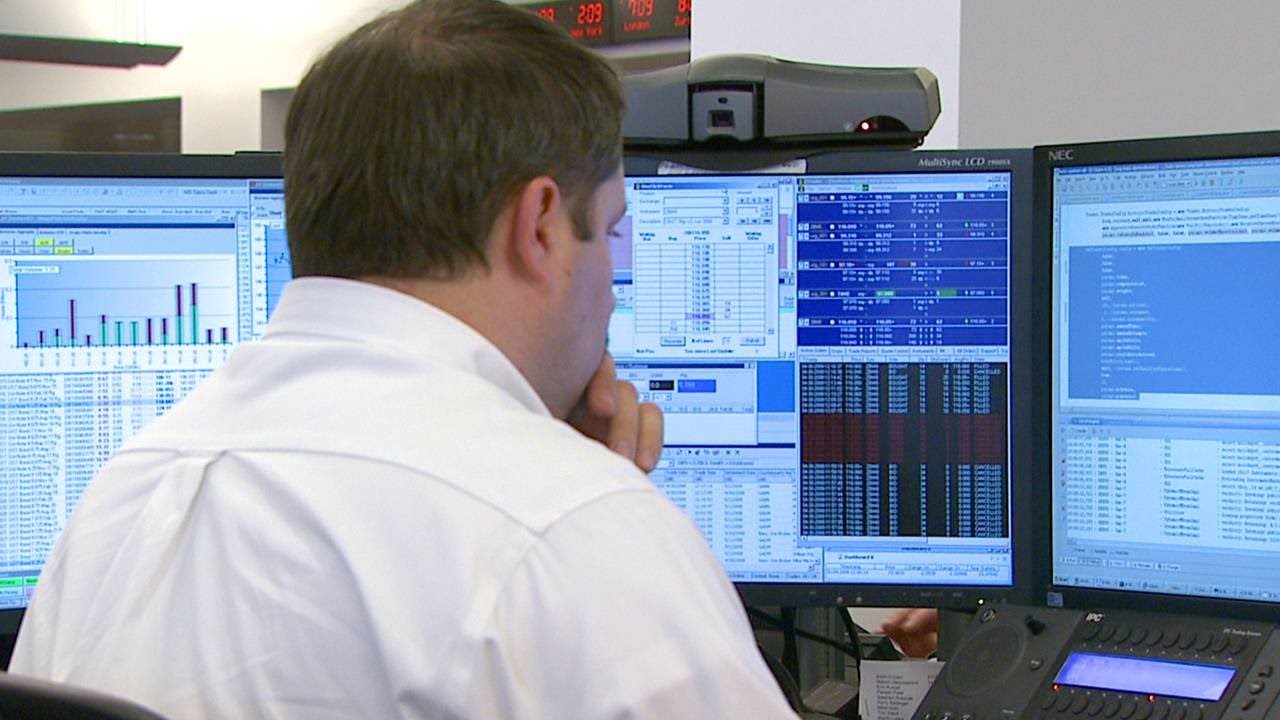 Investors are Demanding Money from Junk Bond Funds Adding to the Sell-off