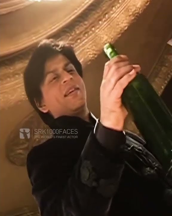 SRK practicing with a bottle. Don- Behind the scenes.
