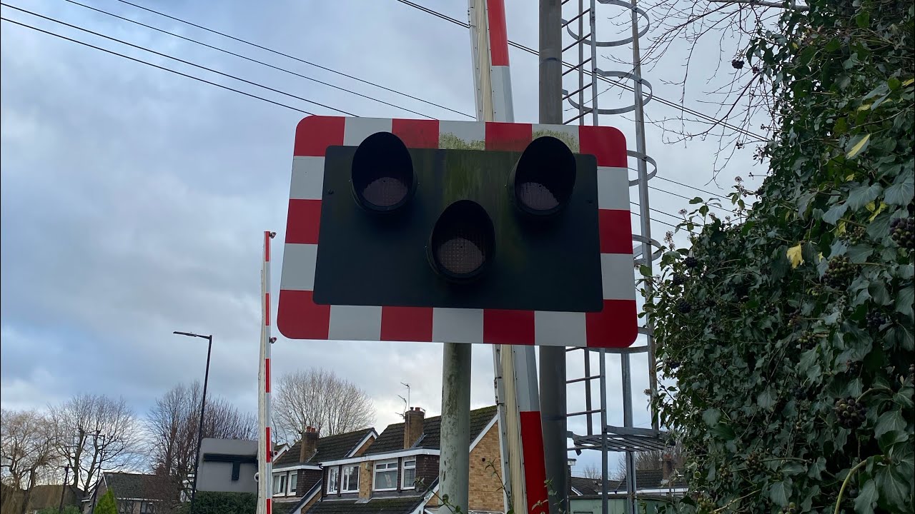 Navigation Road Cevel Crossing, Greater Manchester. 05.01.26