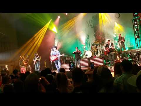 Aaron Watson "Amarillo By Morning"