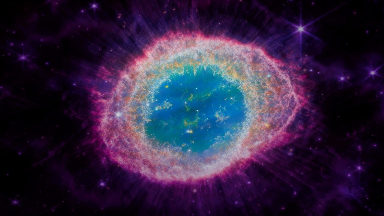 On a observé dans l’œil de l'Univers et Tout a Changé.