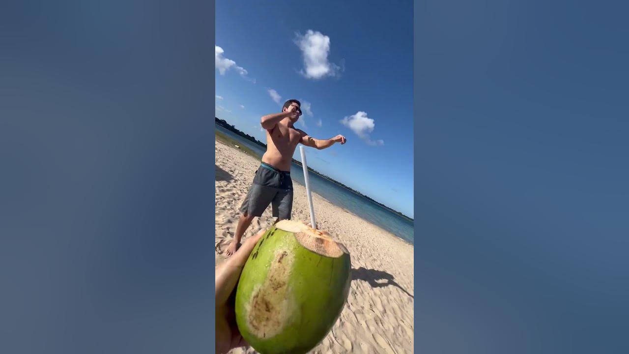 Pé na areia 🥥
