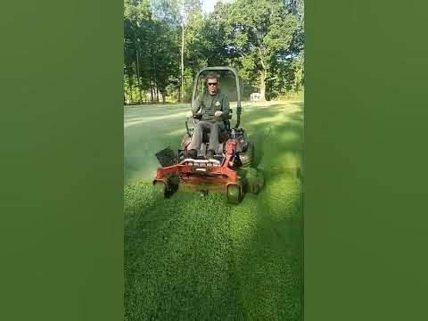 Mowing the Dew Off the Lawn in Super Speed #shorts #lawncarelife - YouTube