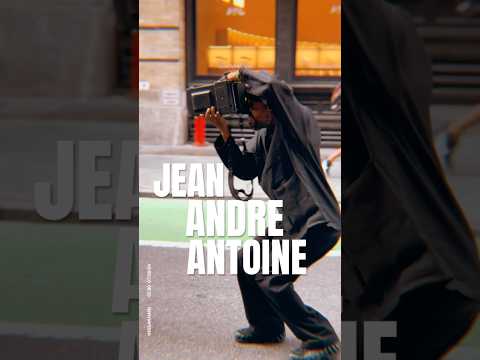 المصور الأسطوري جان أندريه أنطوان في العمل مصور تصوير فيلمي