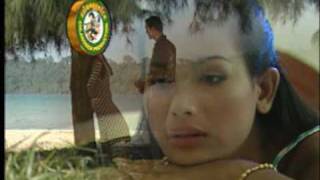 Video voorbeeld van "Het Avey Knhom Yum - Pich Chanda"