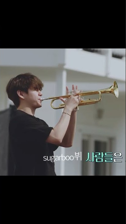 BTS V playing 🎸 guitar, 🎻 violin, 🎹 piano, 🎺 trumpet.. #bts #shorts #taehyung