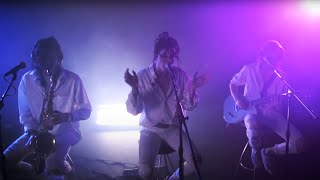Chase Atlantic - "Drugs & Money" (Official LIVE Music Video)