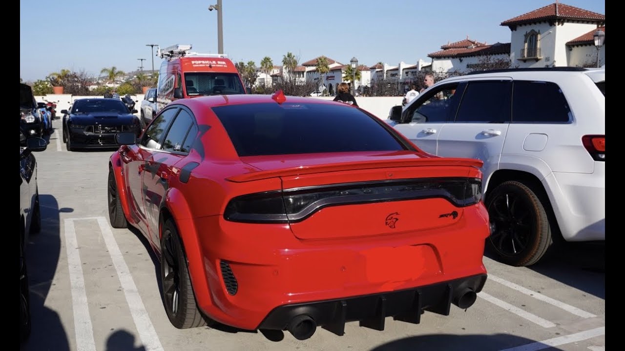 Hellcat Wide body Night time Pov (crazy wine)